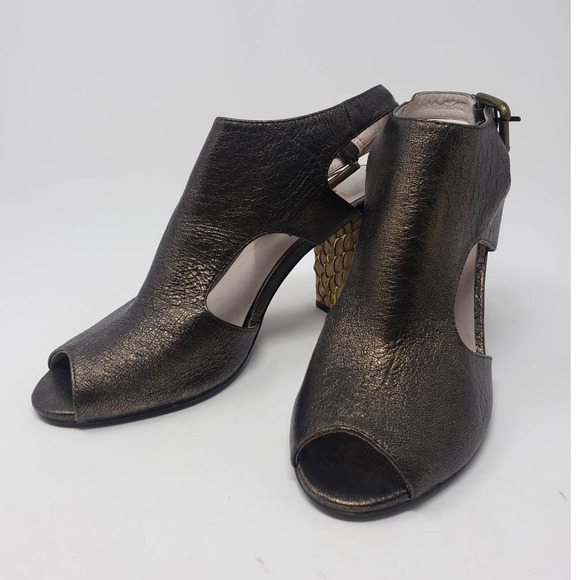 Anthropologie Farylrobin Roxanne Bronze Metallic peep toe healed sandals - Picture 7 of 10